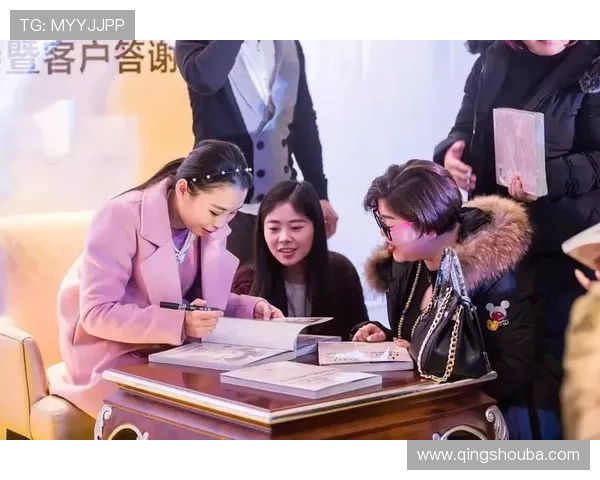 以现场致敬张璇并诚邀大家共享更多珍贵照片与感动回忆时刻瞬间吧